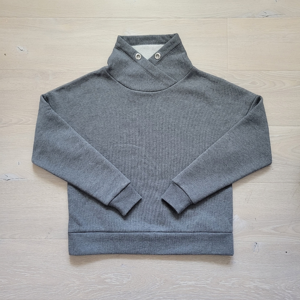 Banaba republic grey sweat shirt